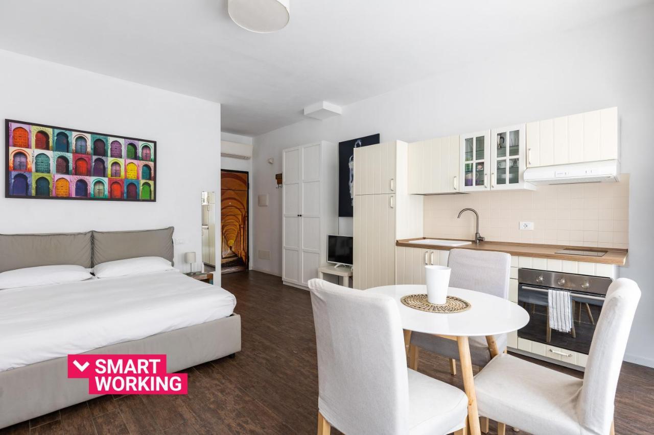 Largo Molina Studio I By Wonderful Italy Болонья Экстерьер фото